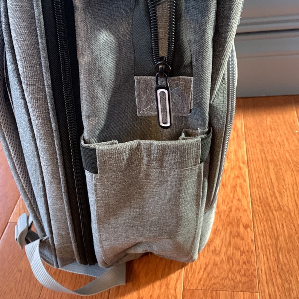 Diaper Backpack NEW - Picture 6 of 8